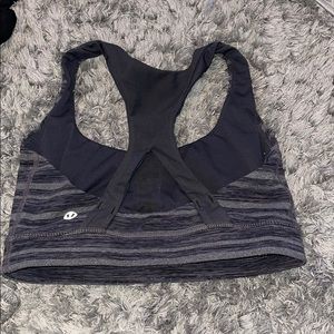 Lululemon sports bra